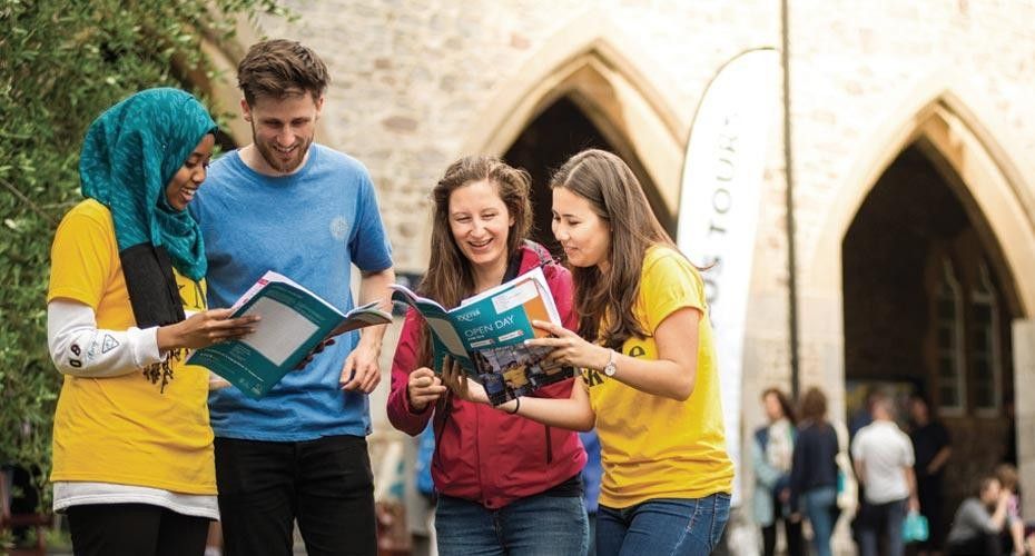 Choosing-the-Right-UK-University-Course